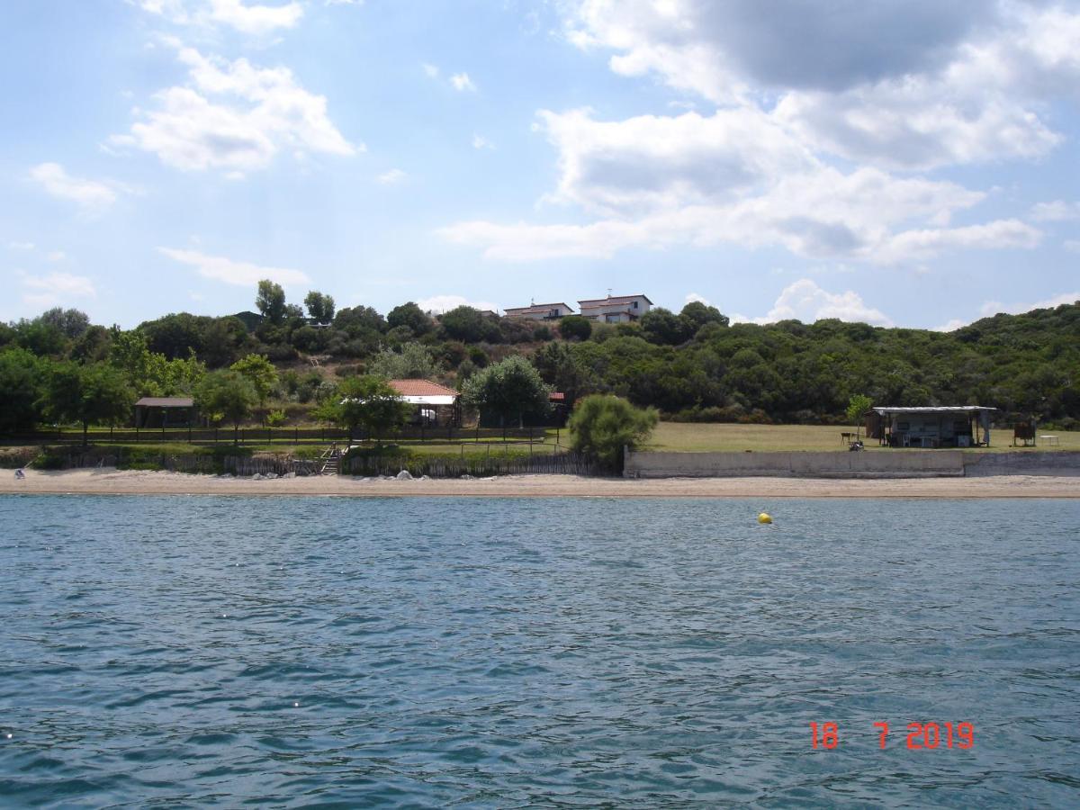 Katevi Luxury Seafront Villa อิเอริสโซส ภายนอก รูปภาพ